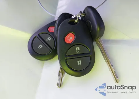 2016 Toyota Sienna L 7 Passenger z USA, uszkodzony, nr VIN 5TDZK3DC6GS755734